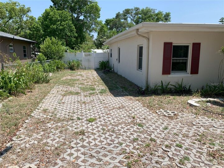 Property Photo: 1338 Nebraska Avenue FL 34683