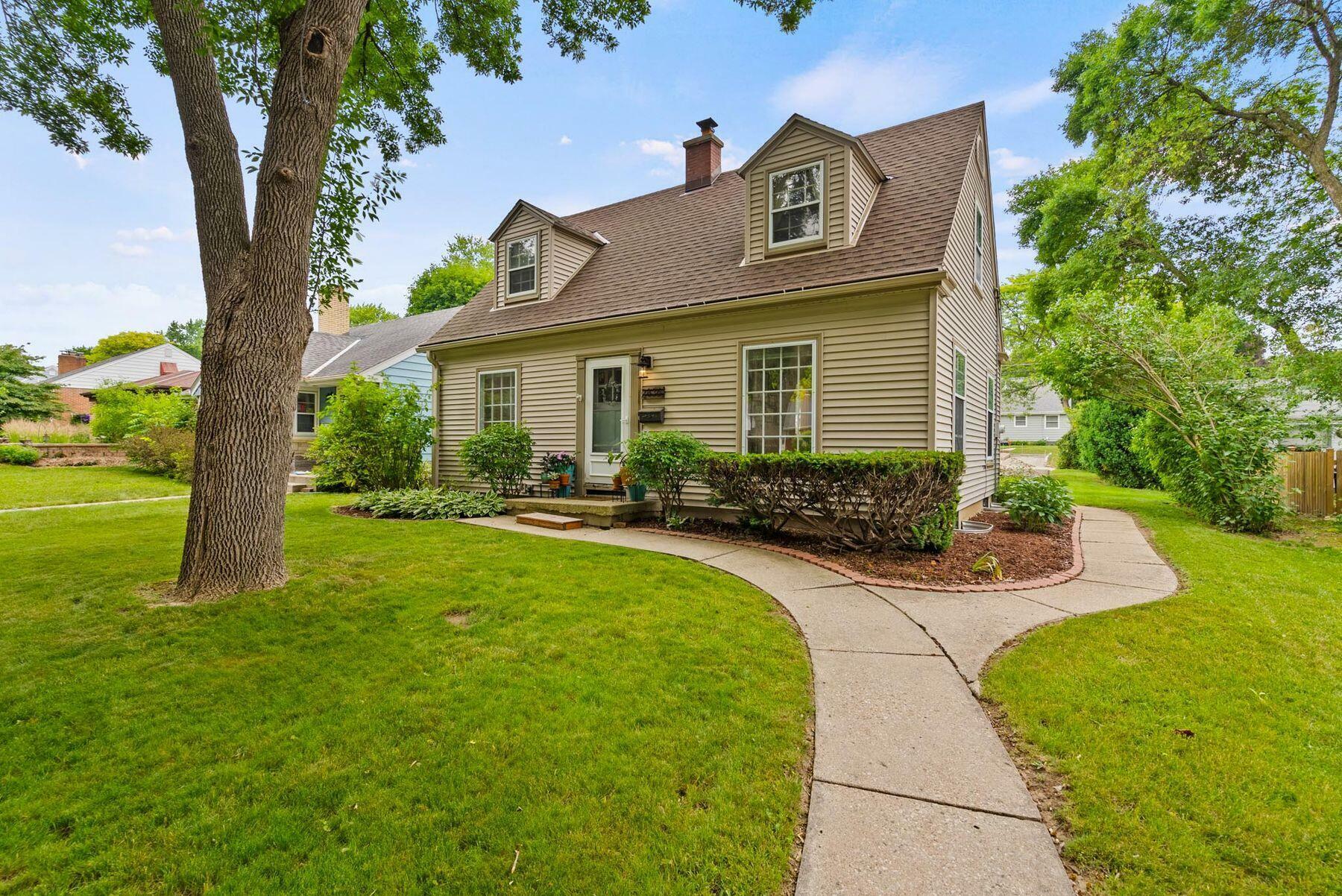 Property Photo: 2836 N 90th St WI 53222