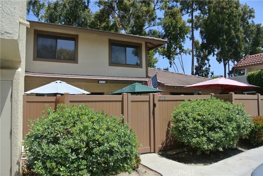 572 Eakins Lane  Ventura CA 93003 photo