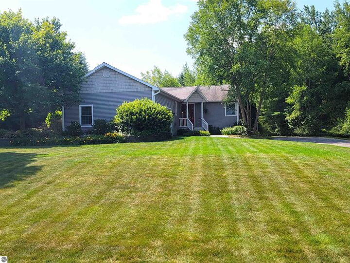 5913 Village Drive  Traverse City MI 49685 photo