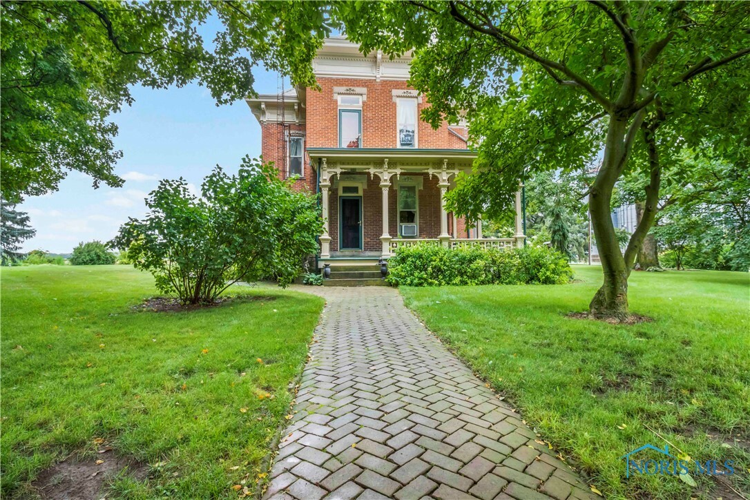 Property Photo: 324 N Main Street OH 45867