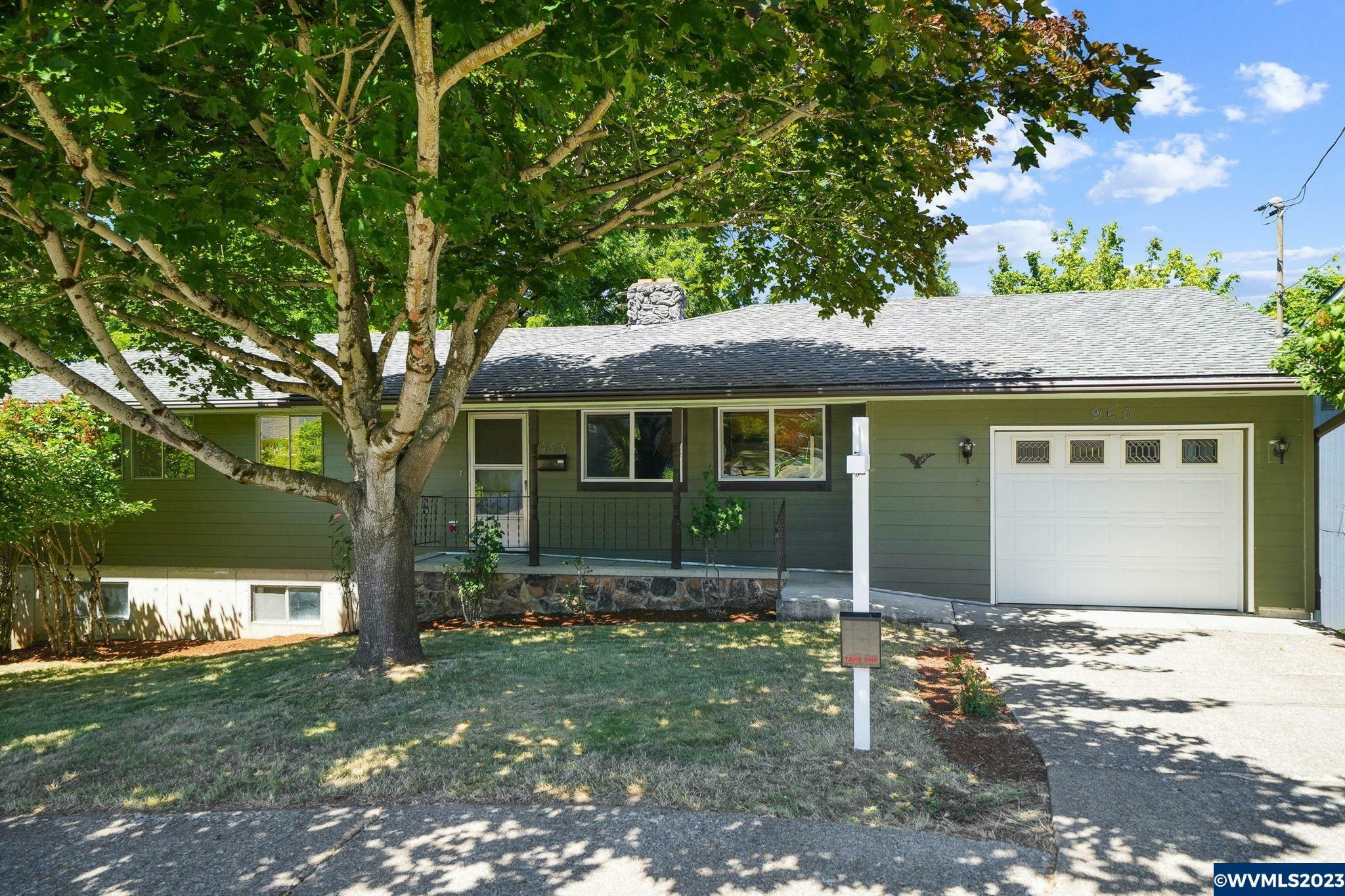 Property Photo:  965  Kumler St SE  OR 97302 