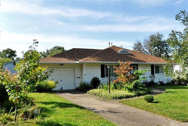 3731 Saranac Drive  Dayton OH 45429 photo