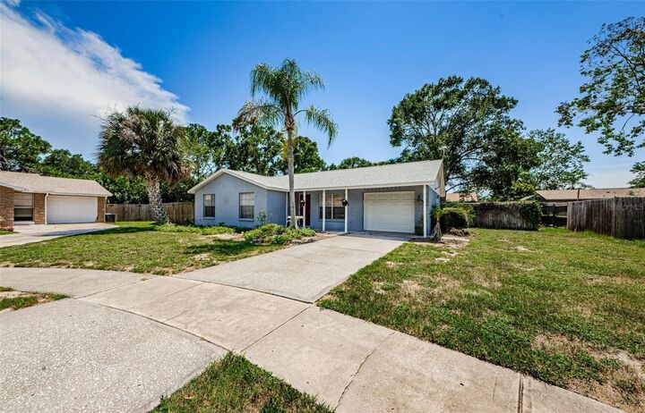 Property Photo: 1016 Coldstream Court FL 34689