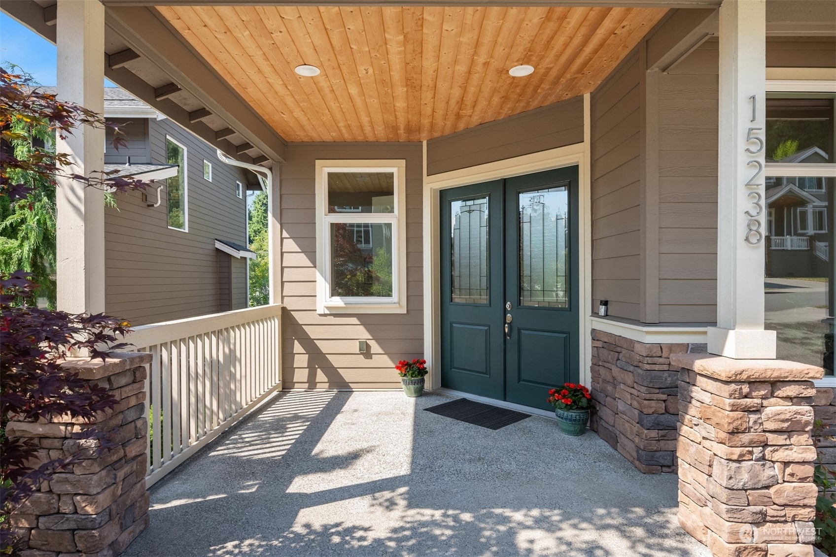 Property Photo:  15238 NE Woodland Place  WA 98072 