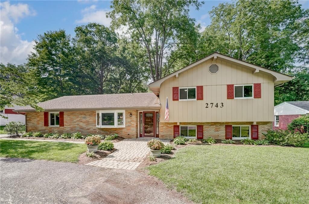 Property Photo:  2743 Crone Road  OH 45434 