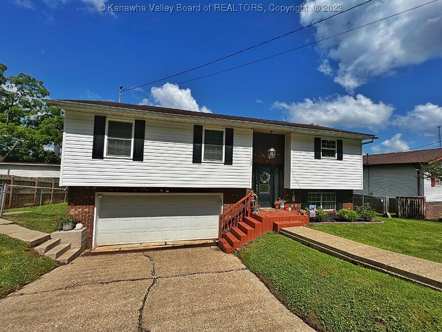 Property Photo:  102 Janette Drive  WV 25159 