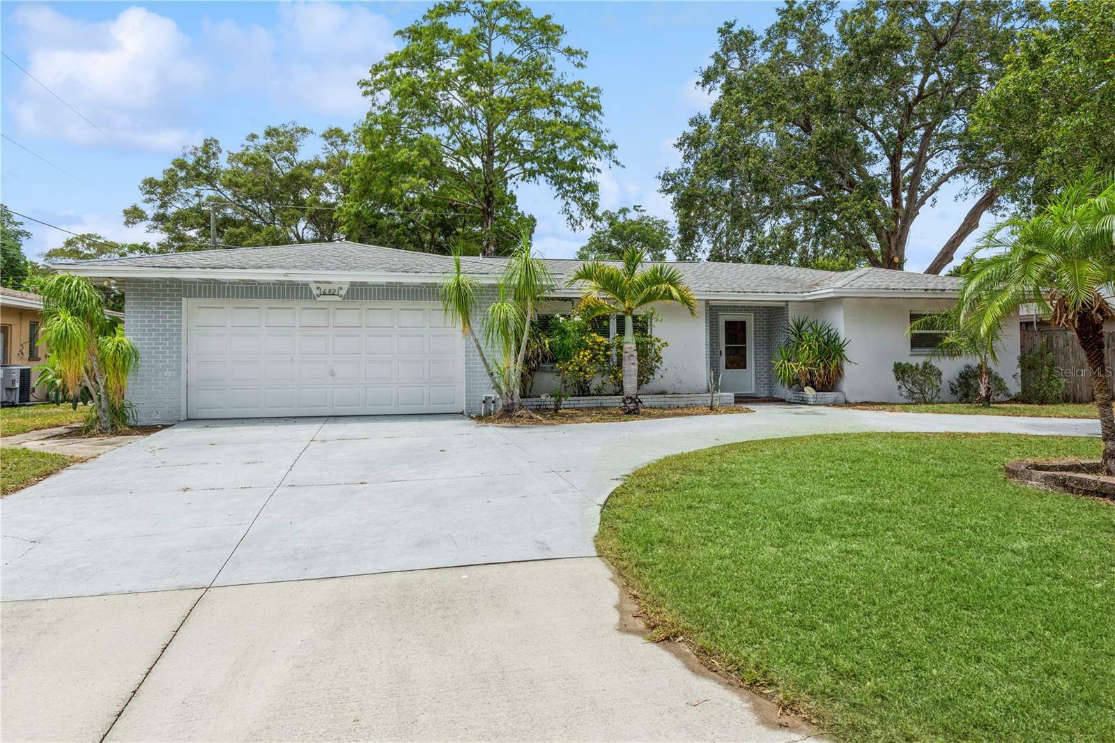 Property Photo:  632 Oakwood Drive  FL 34698 