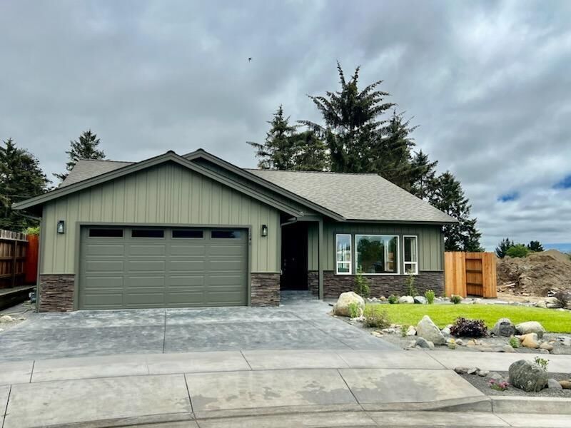 Property Photo: 1240 Sydni Court CA 95503