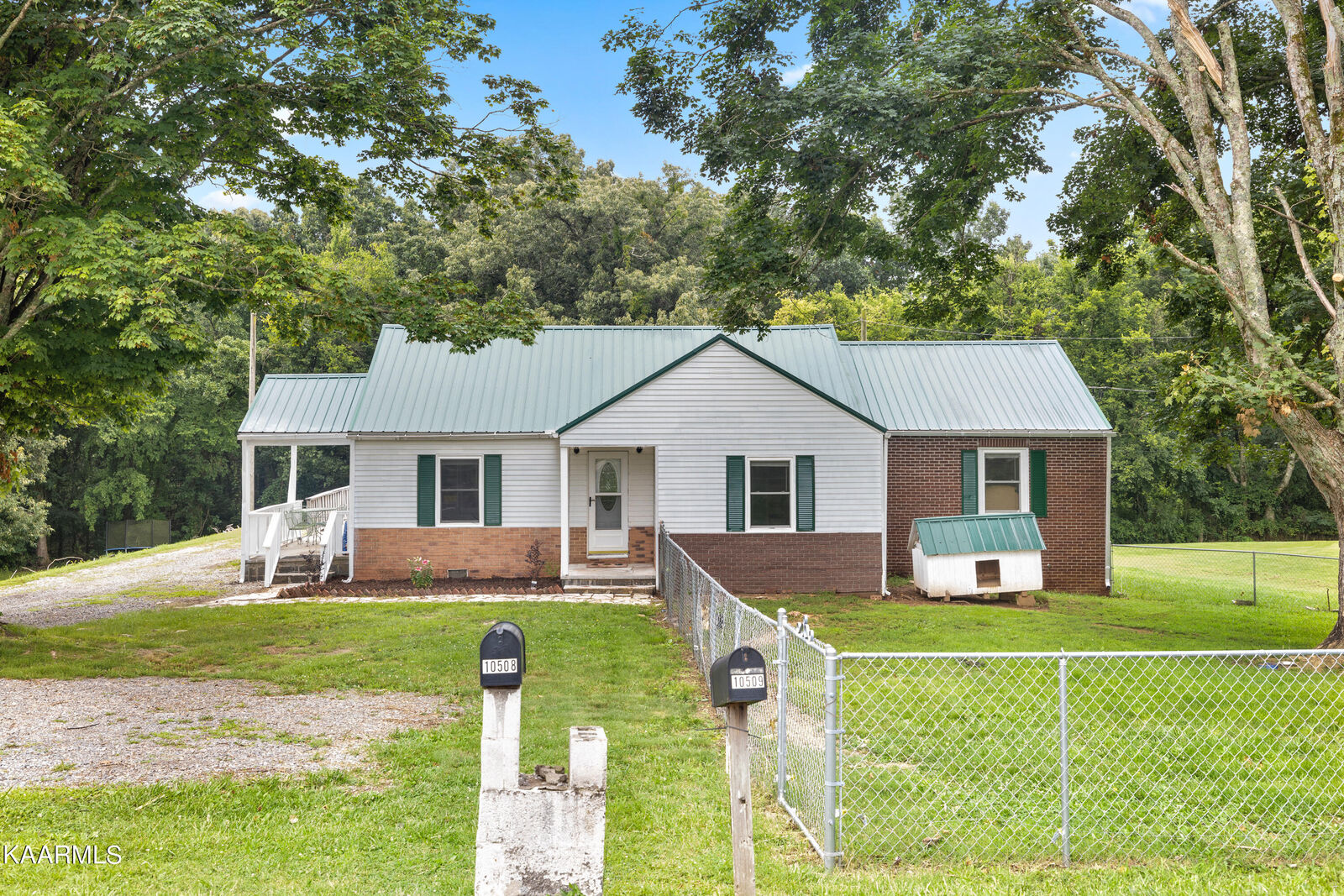 Property Photo:  10508 Asheville Highway Hwy  TN 37871 