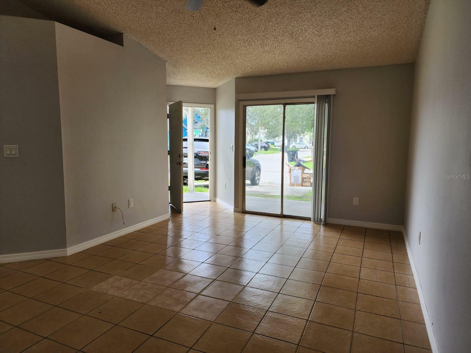 Property Photo:  954 Loquat Tree Road  FL 32811 