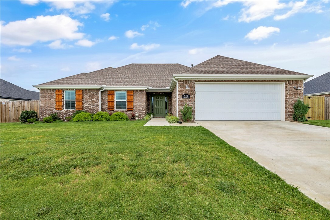 Property Photo:  529 N Greylag Way  AR 72730 