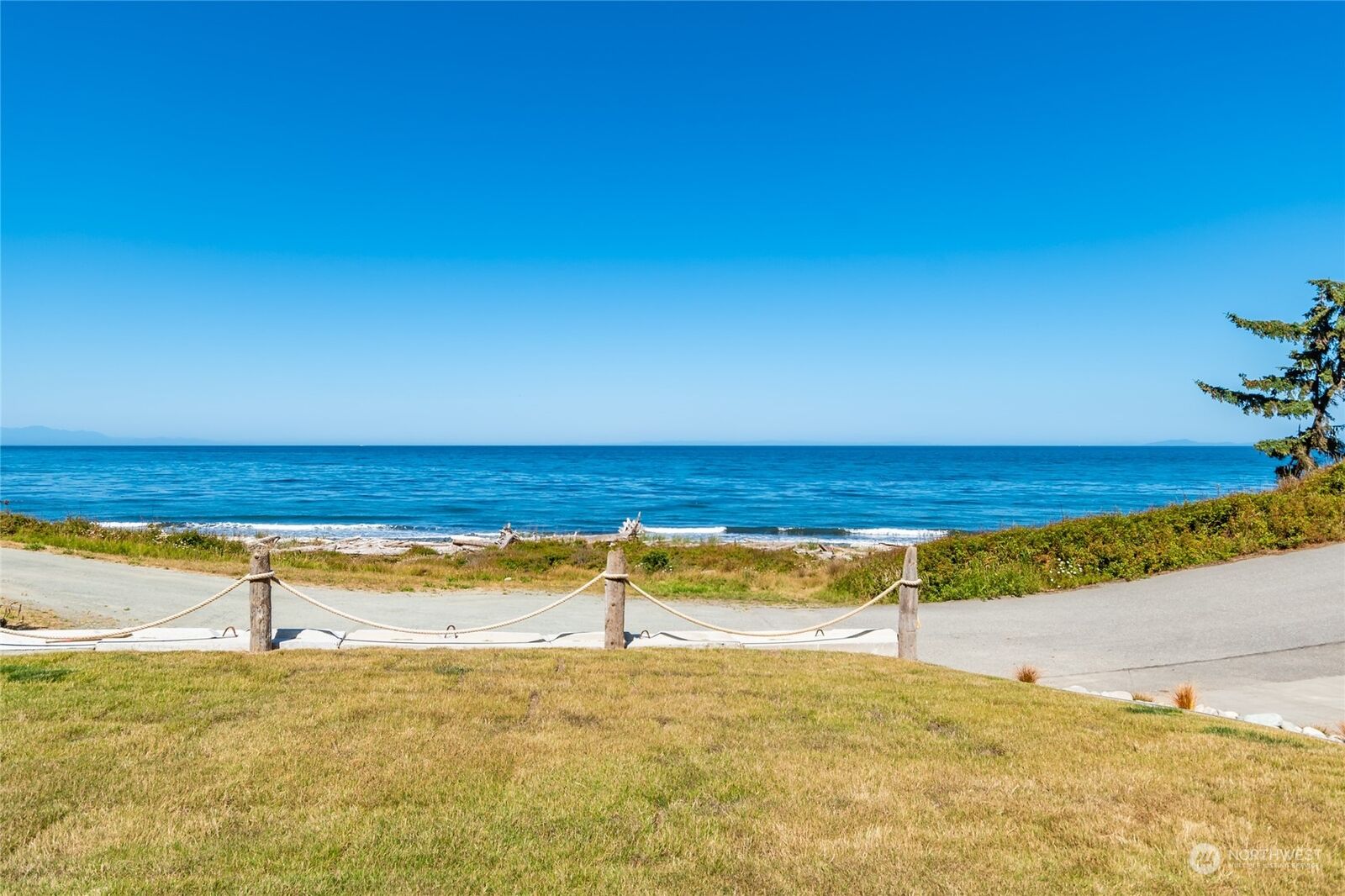 Property Photo:  562 Pebble Beach Drive  WA 98239 