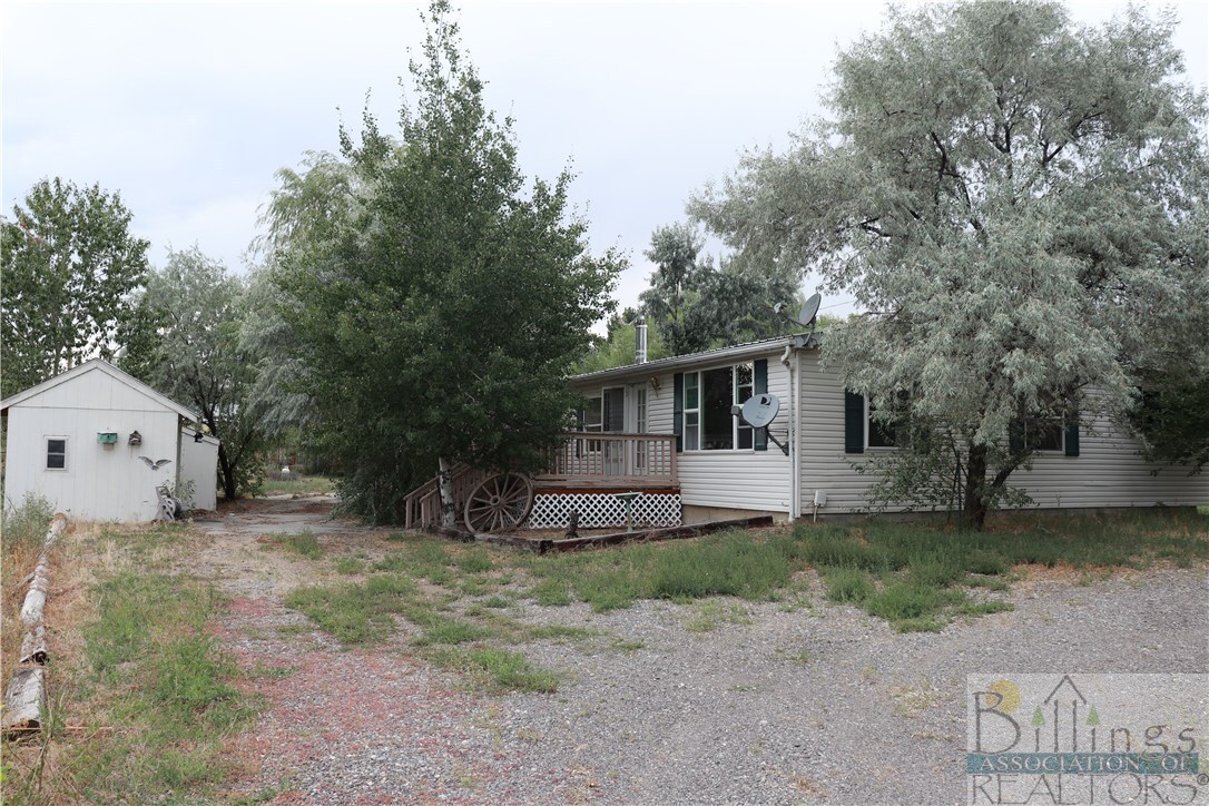 Property Photo:  460 S 82nd Street W  MT 59106 