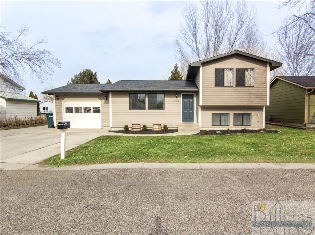Property Photo: 3753 Grecian Way MT 59102