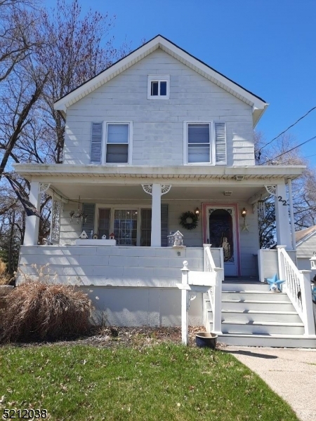 Property Photo:  22 Washington Ave  NJ 07506 