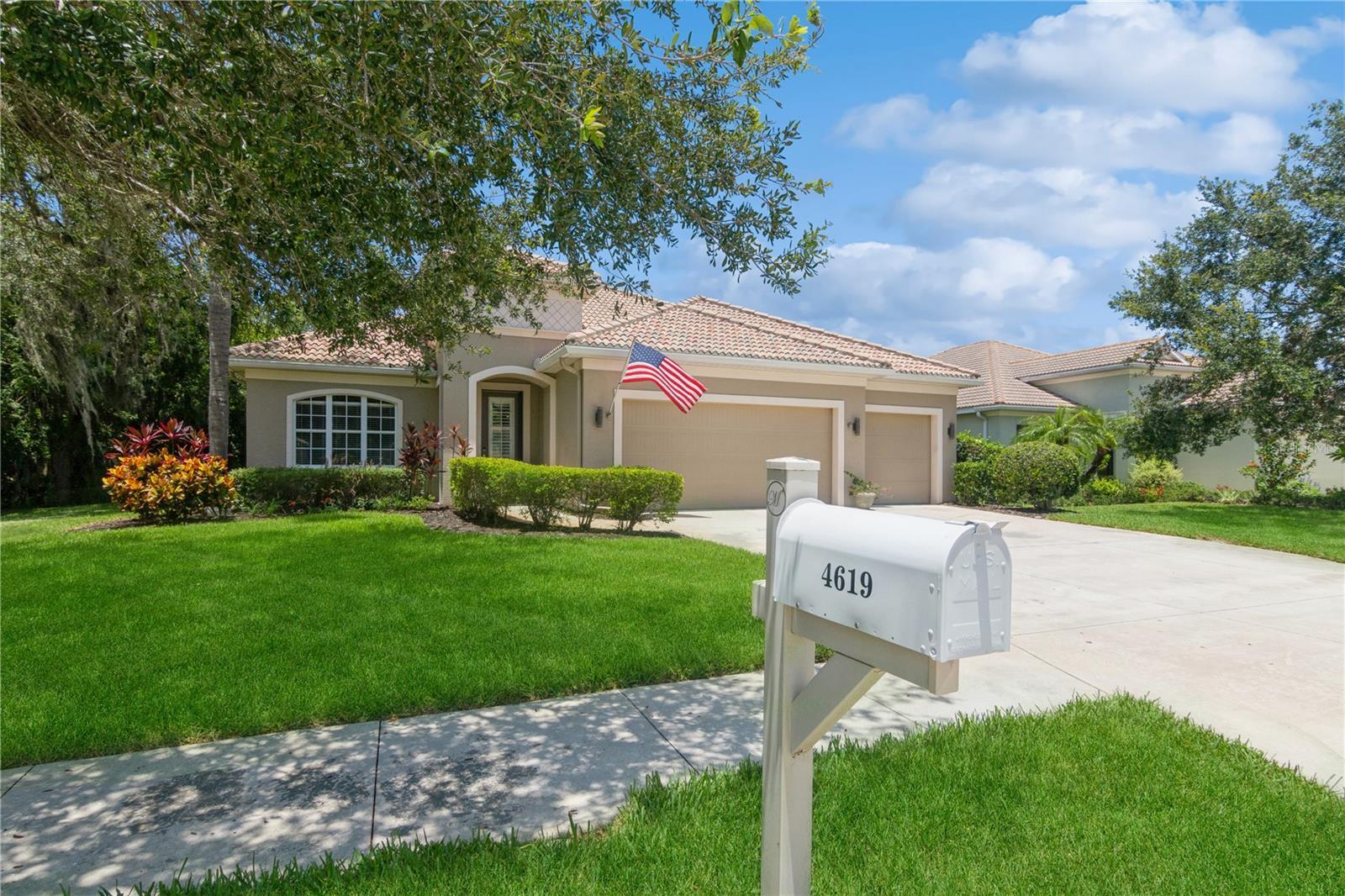 Property Photo:  4619 62nd Terrace E  FL 34203 