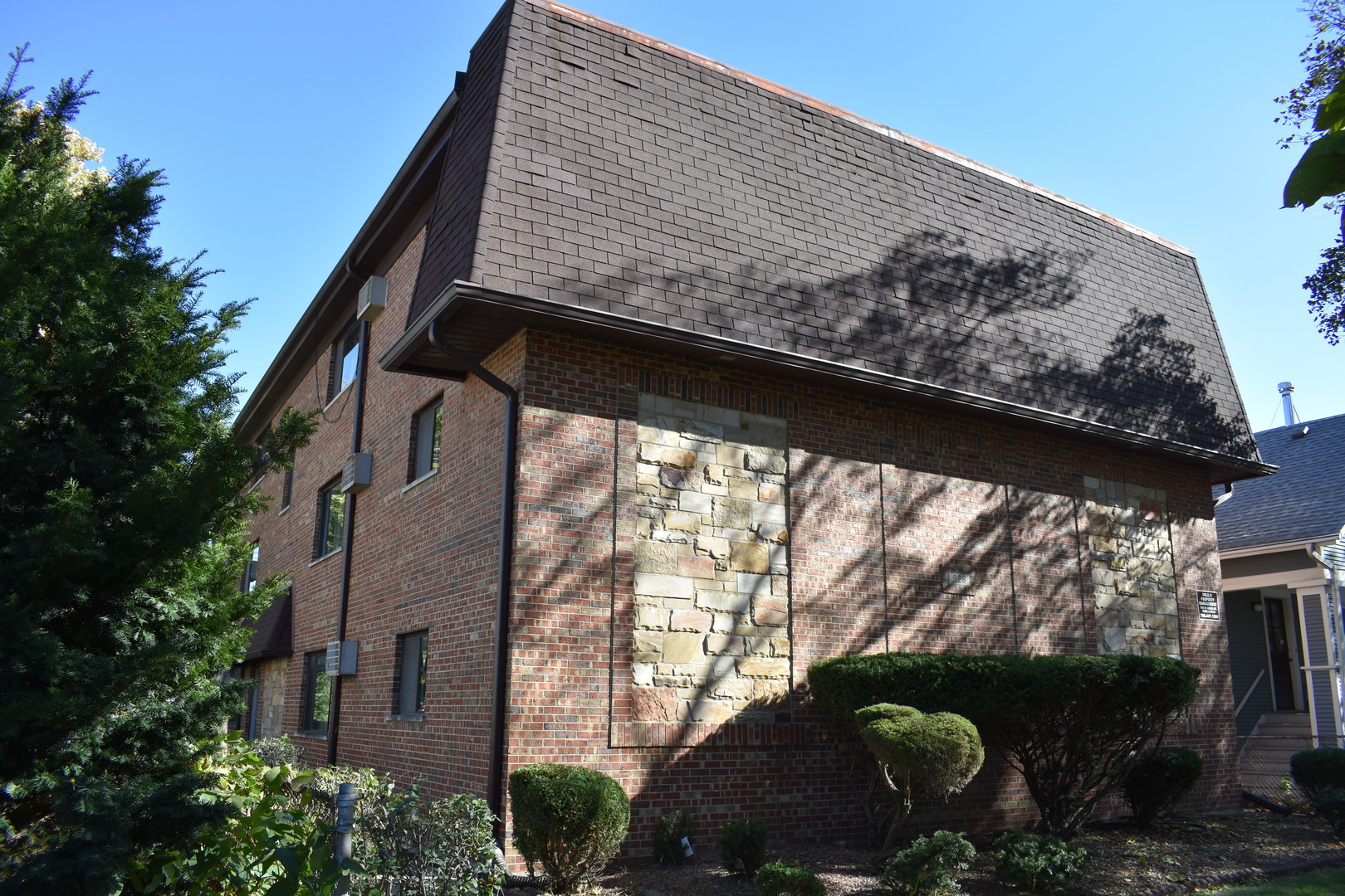Property Photo: 926 Dunlop Avenue 101 IL 60130