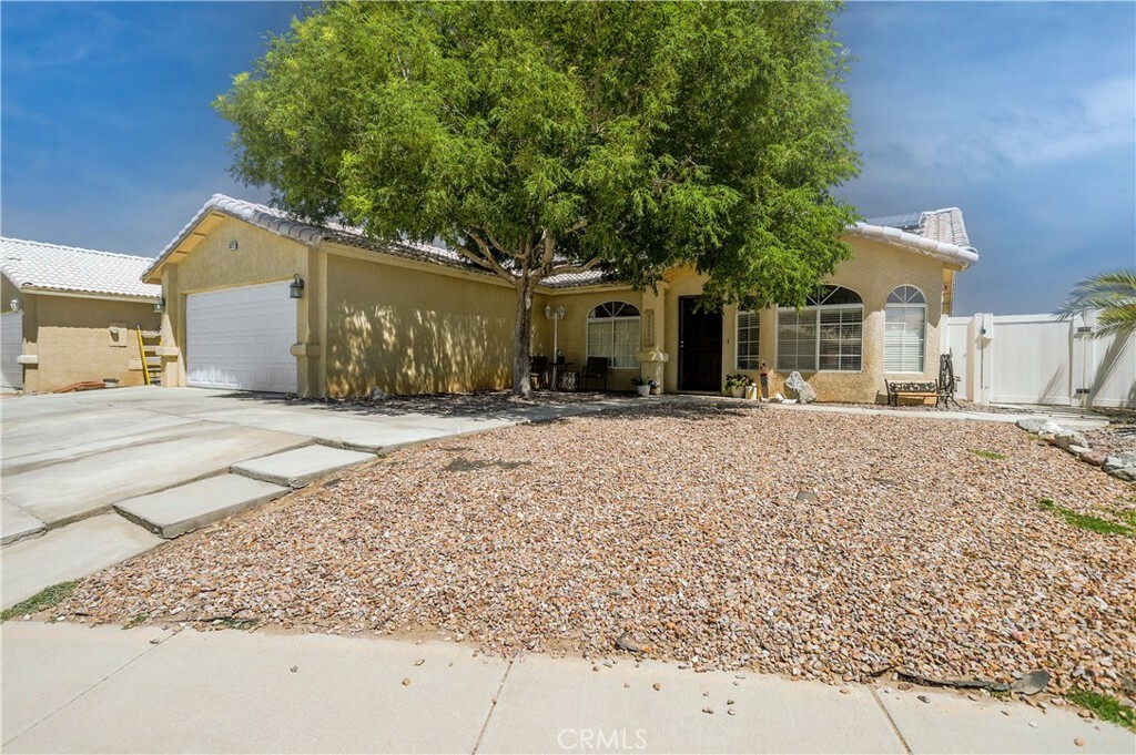 Property Photo:  13372 Brianhead Court  CA 92394 