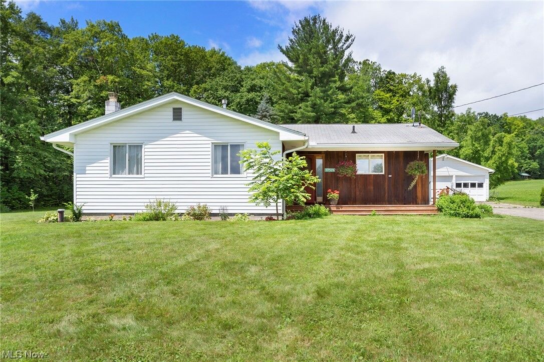 Property Photo: 17526 Old State Road OH 44062
