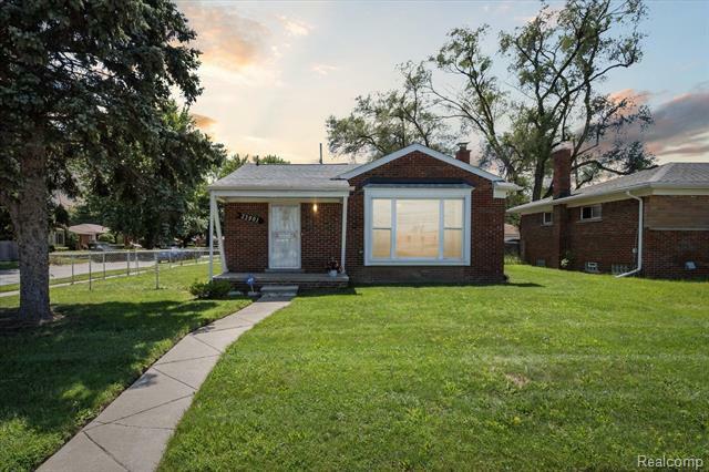 Property Photo:  23901 W Chicago  MI 48239 