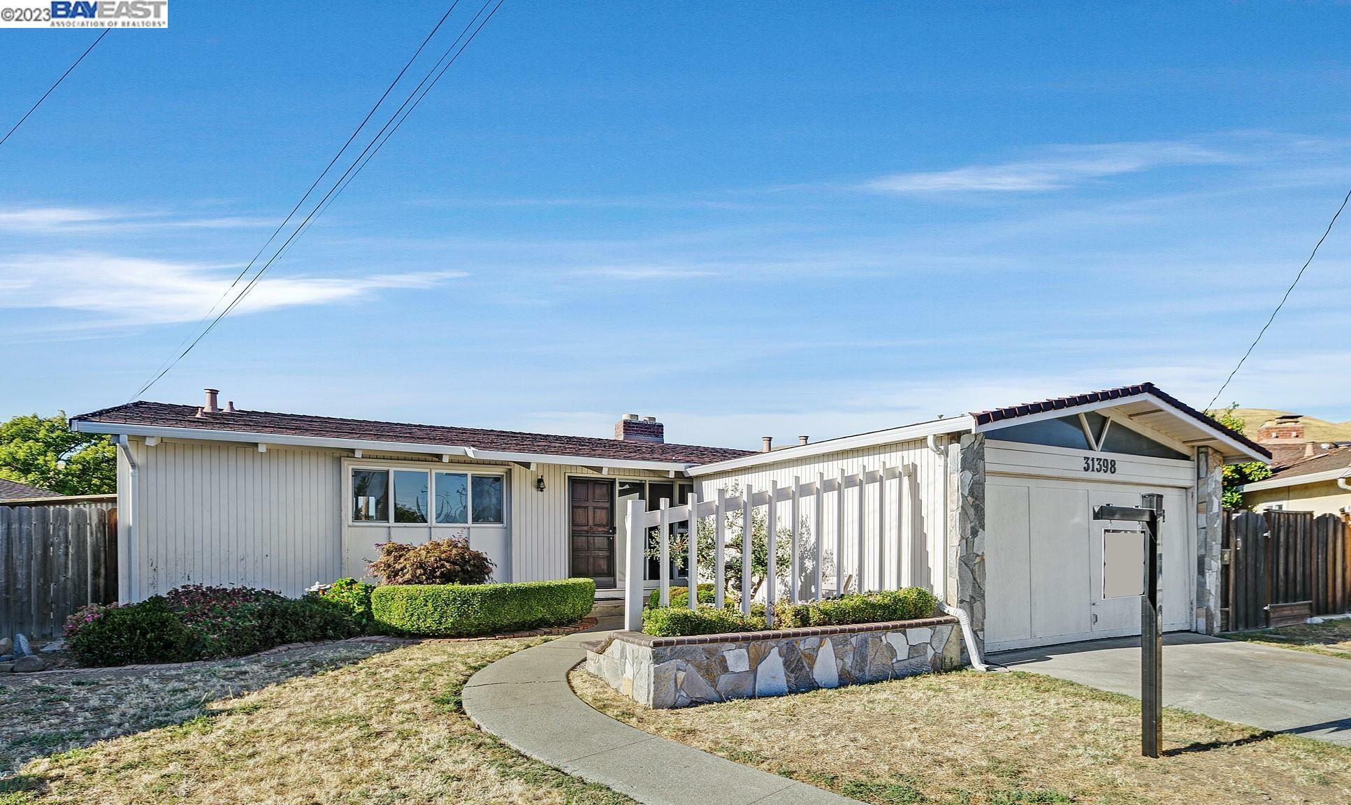 Property Photo:  31398 Pebble Beach Ct  CA 94544 