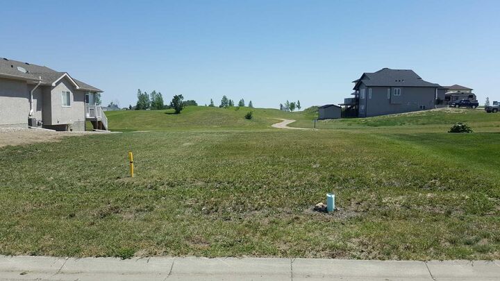 Property Photo: 1404 Whispering Drive AB T0L 2B0