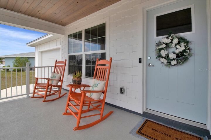 Property Photo:  1524 Narranja Street  FL 33950 