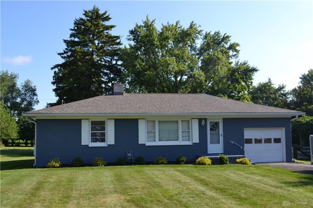 Property Photo: 2151 W Mile Road OH 45503