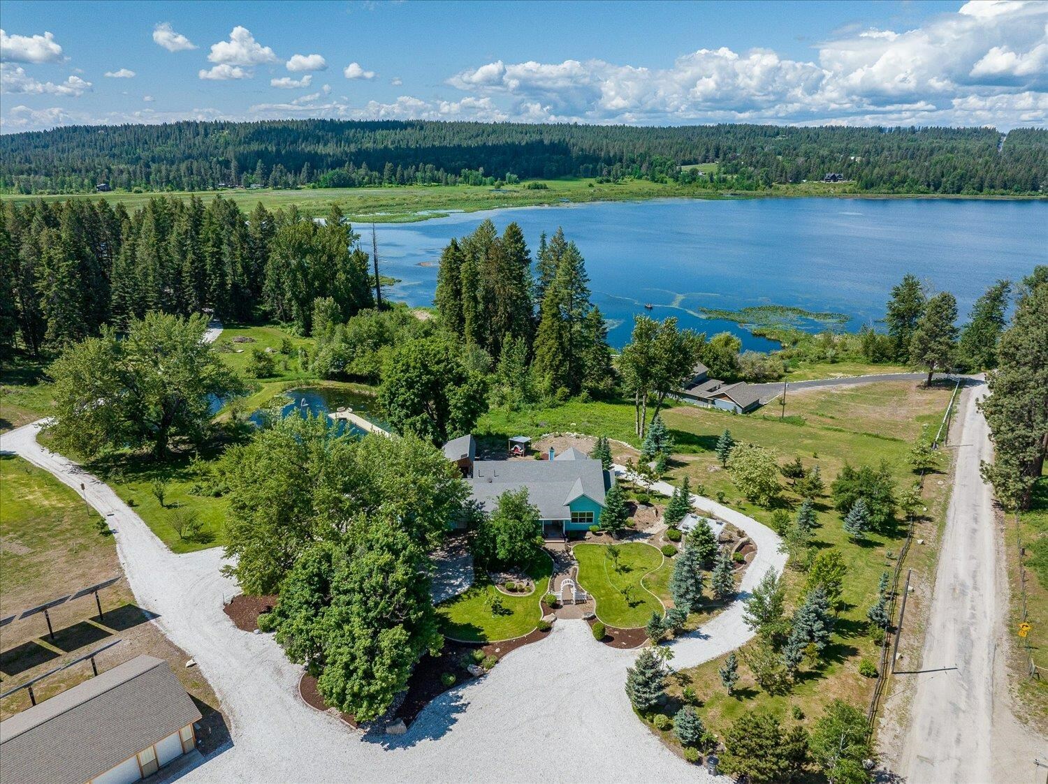 Property Photo: 3408 E Bridges Rd WA 99009