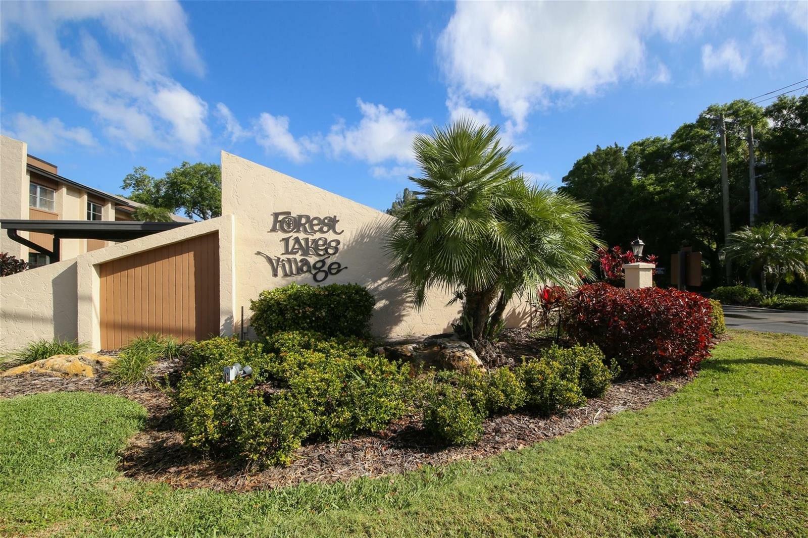 Property Photo:  2448 Clubhouse Drive 202  FL 34232 