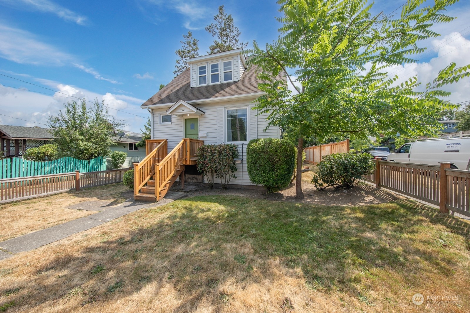 Property Photo:  4401 S Holly Street  WA 98118 