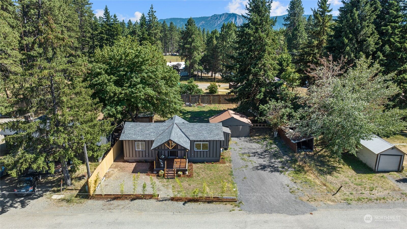Property Photo:  80 Carek Road  WA 98922 