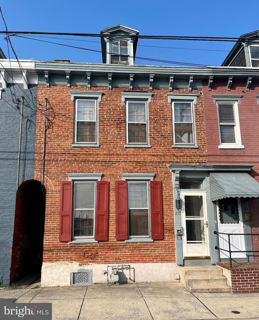 Property Photo: 257 N 2nd Street PA 17512