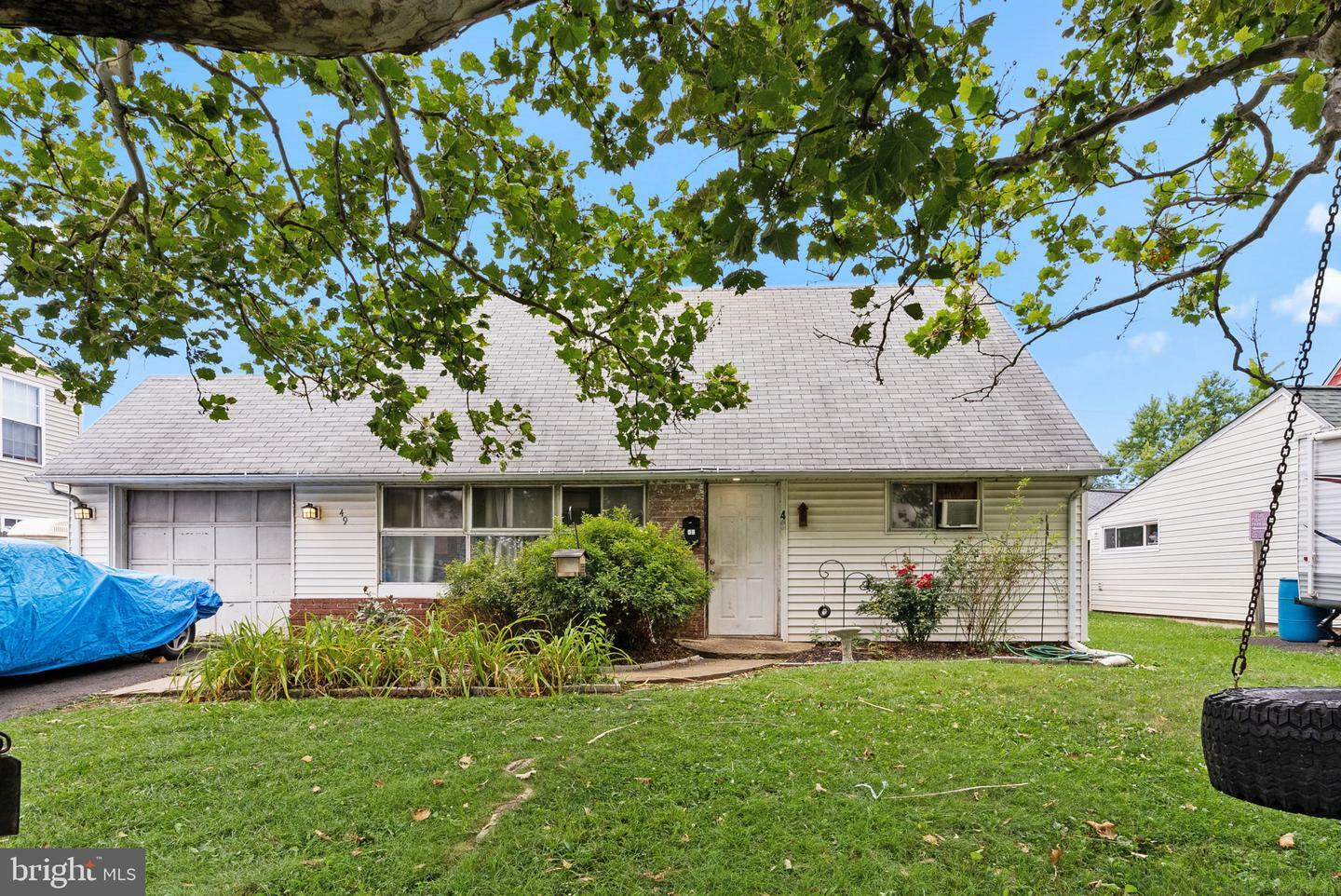 Property Photo:  49 Island Road  PA 19057 