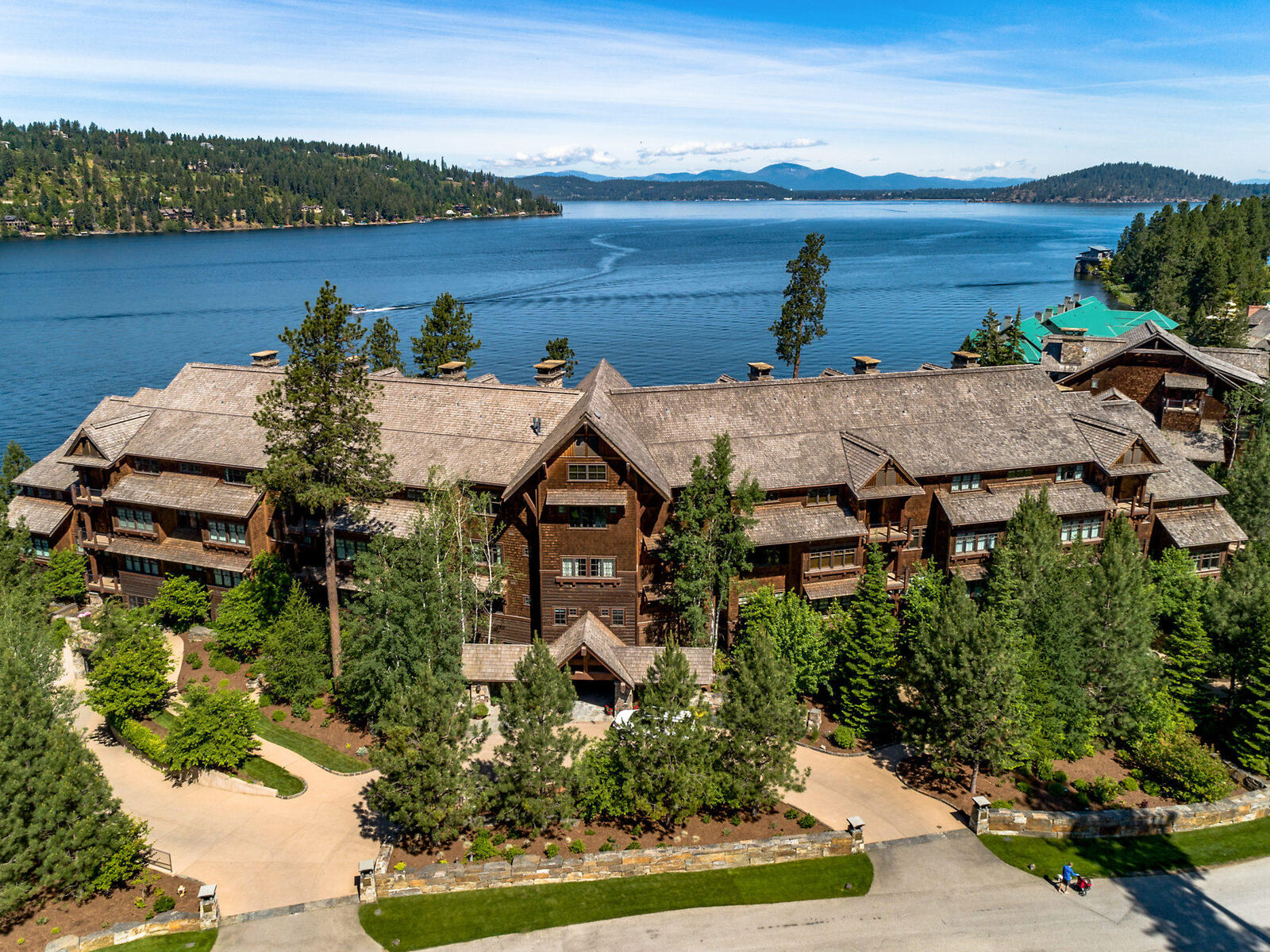 Property Photo:  4757 S Arrow Point Dr #306  ID 83833 