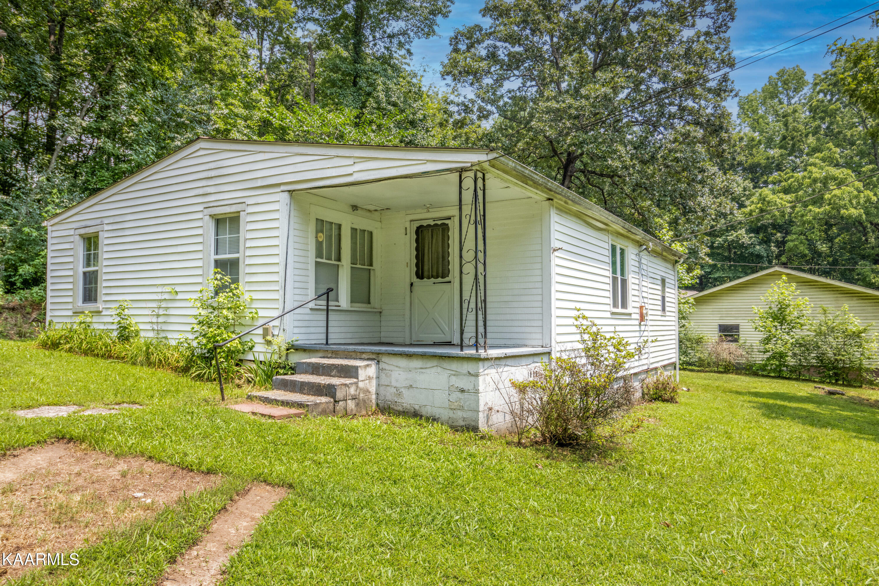 Property Photo:  183 Old Kingston Hwy. Hwy  TN 37854 