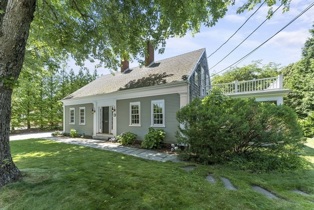 Property Photo:  2 Manters Point  MA 02360 