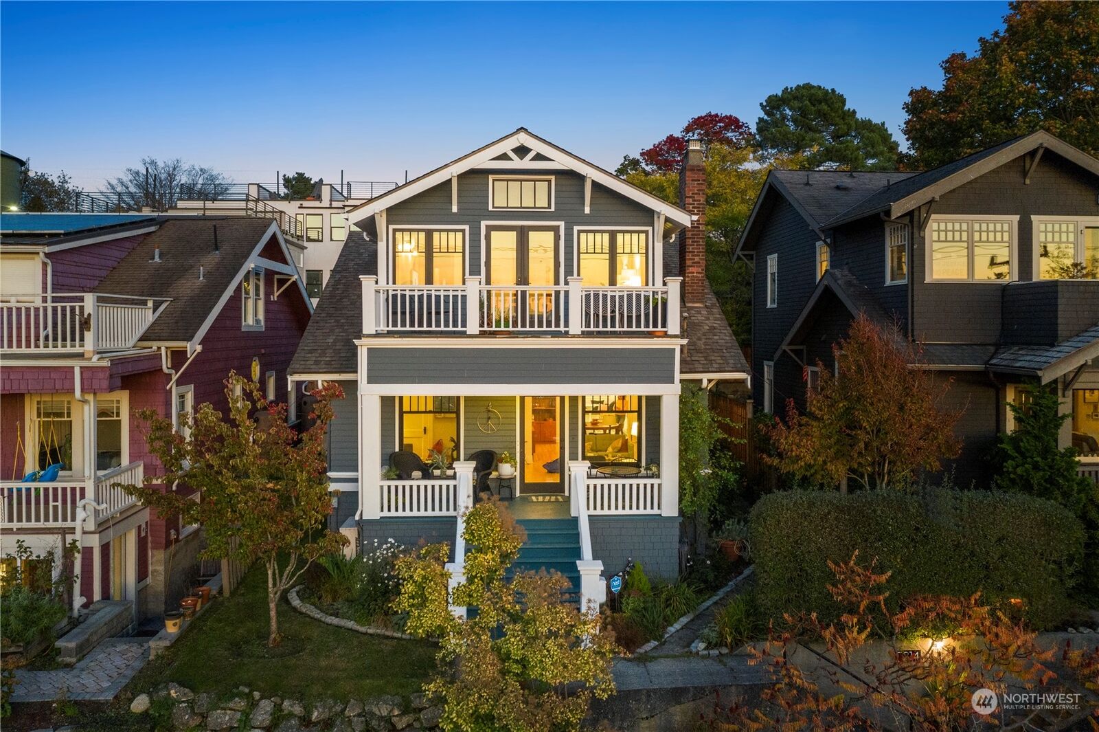 Property Photo: 5214 Greenwood Avenue N WA 98103