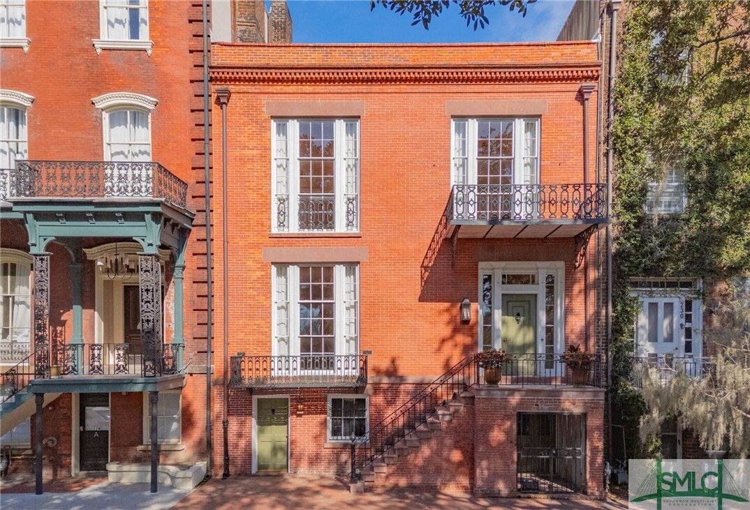 Property Photo: 228 E Oglethorpe Avenue GA 31401