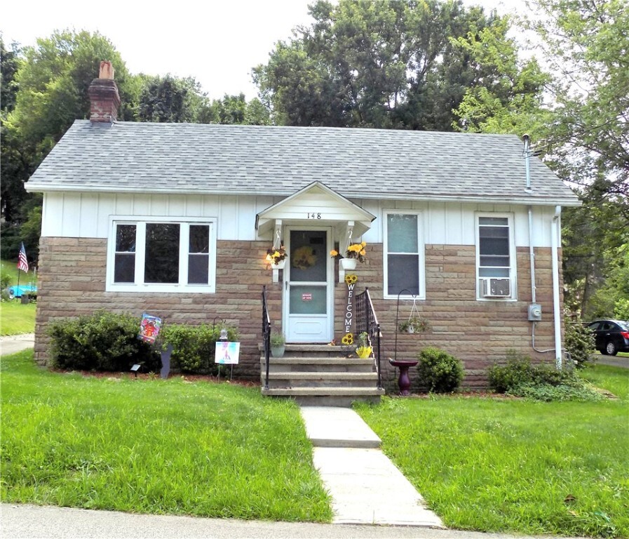 Property Photo: 148 Bennington Road PA 15445