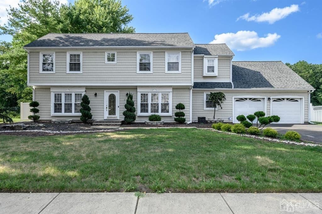 Property Photo:  5 Crossridge Circle  NJ 07746 