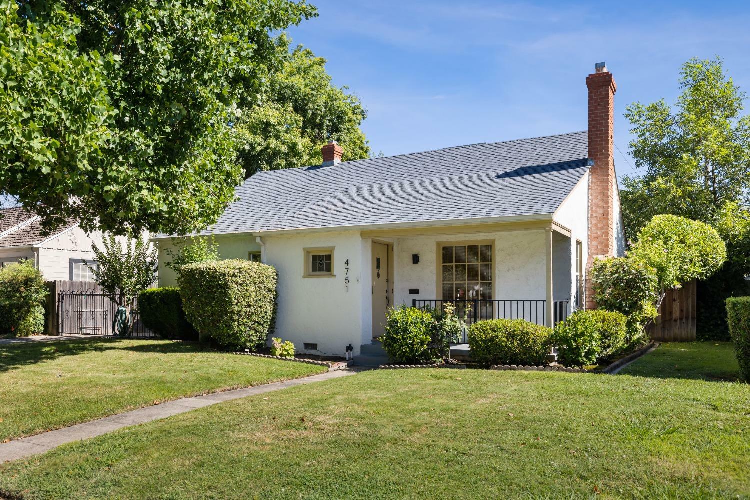 Property Photo:  4751 D Street  CA 95819 