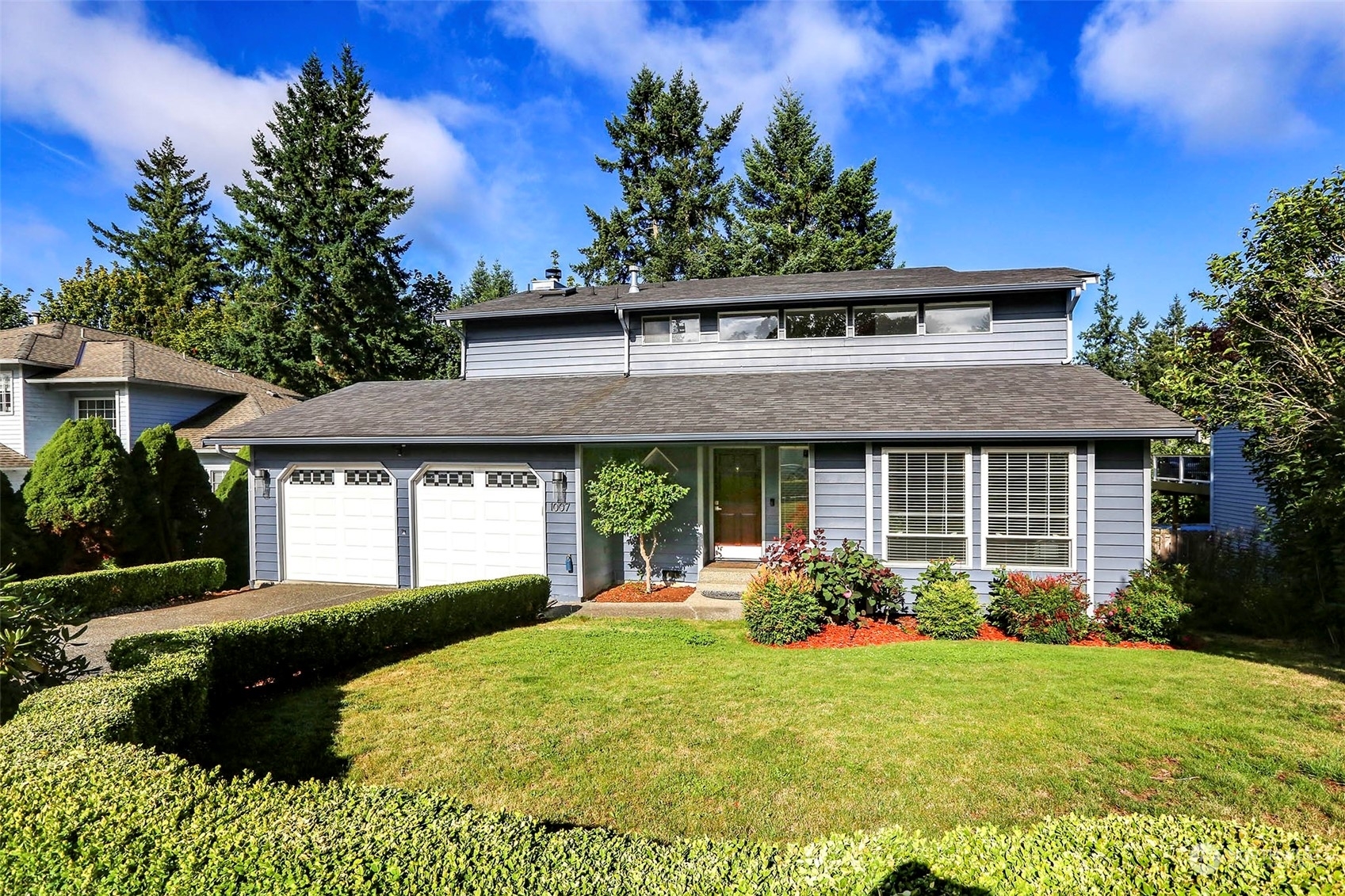 Property Photo:  1007 221st Avenue NE  WA 98074 