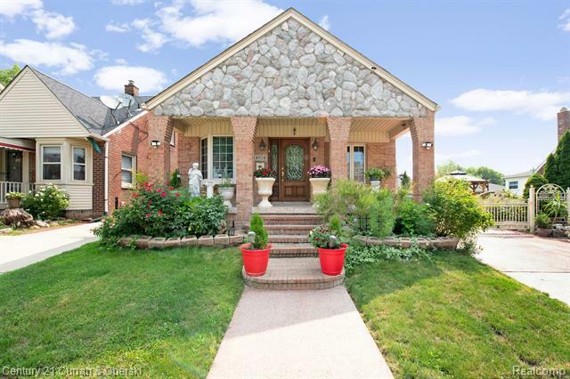 Property Photo:  4524 Korte Street  MI 48126 