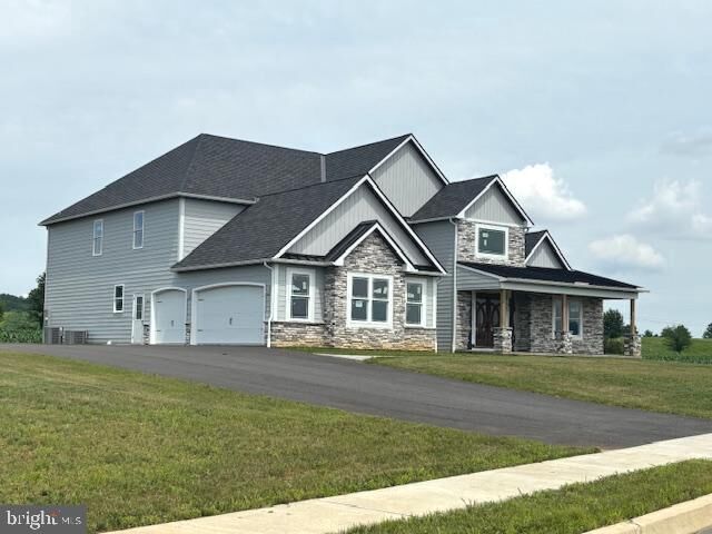 Property Photo:  11 Fiorino Way 1  PA 19608 