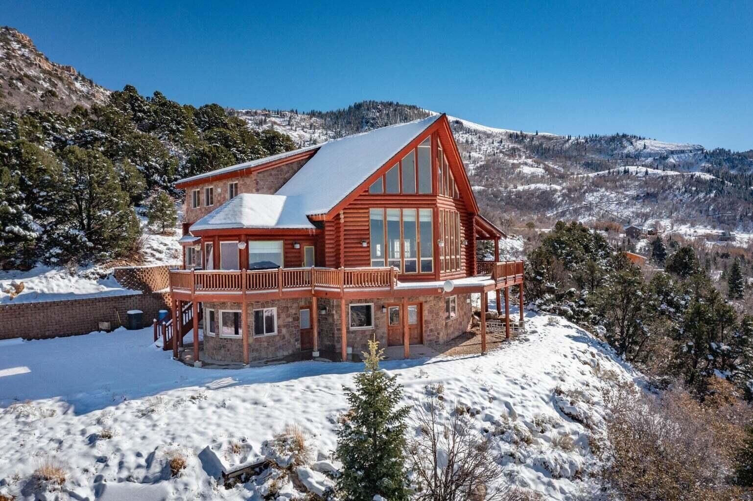 Property Photo:  1211 E Mountain View  UT 84720