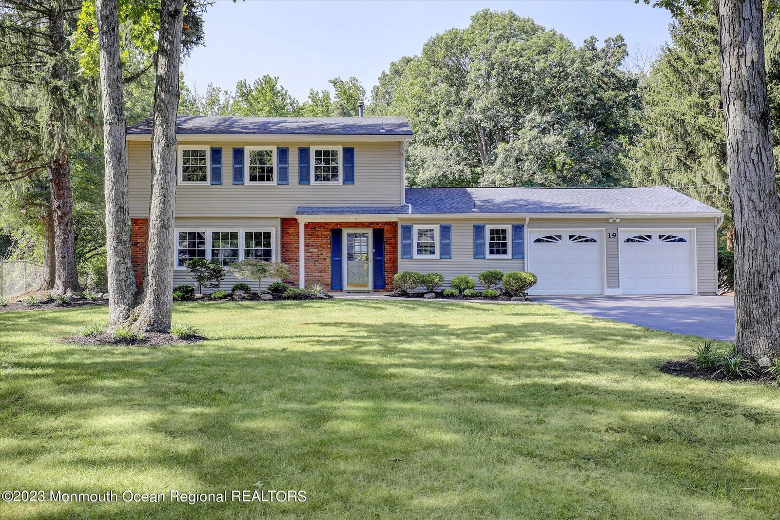 Property Photo:  19 Bunker Hill Drive  NJ 07726 