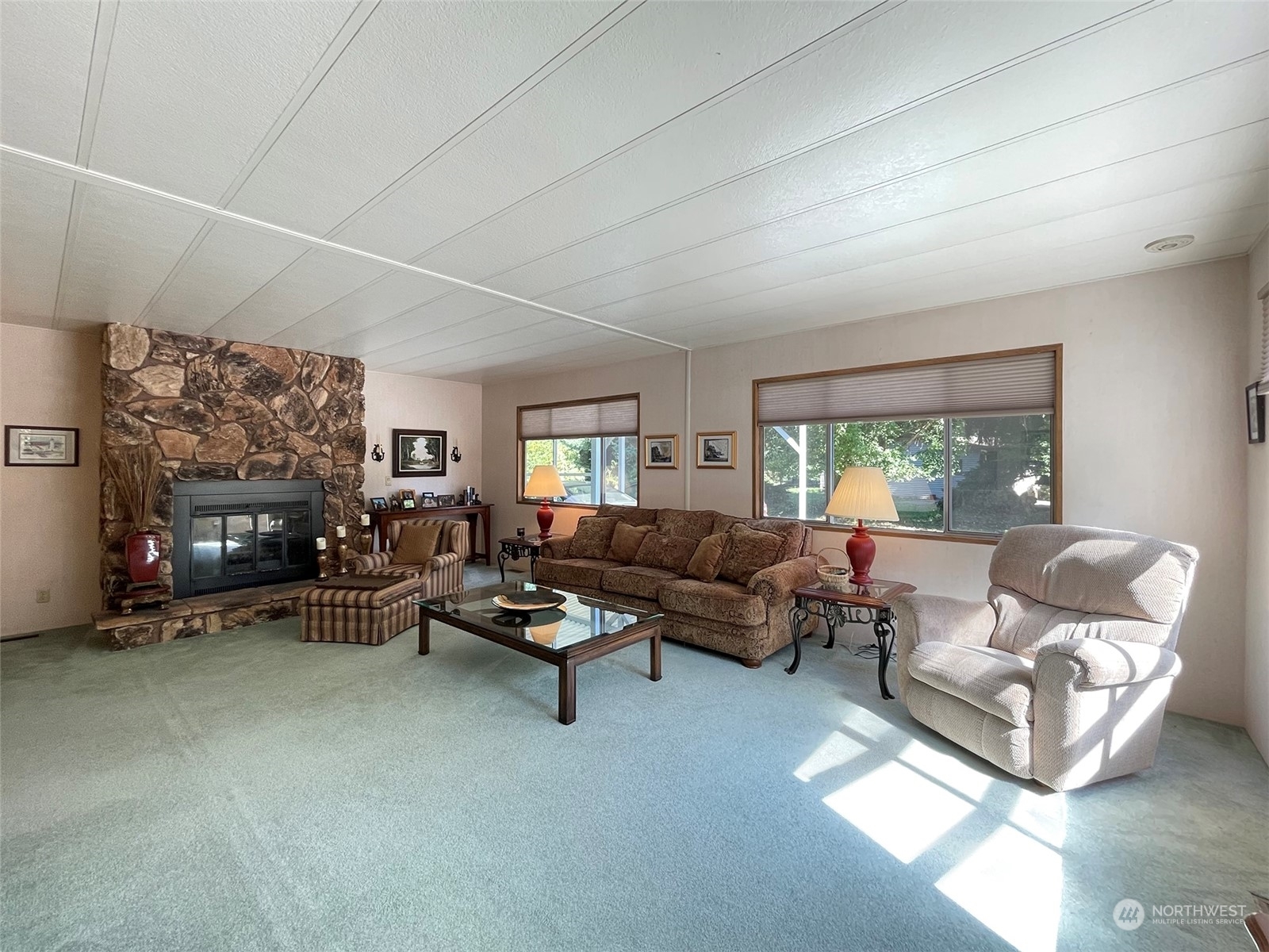 Property Photo:  121 Ivy Lane  WA 98382 