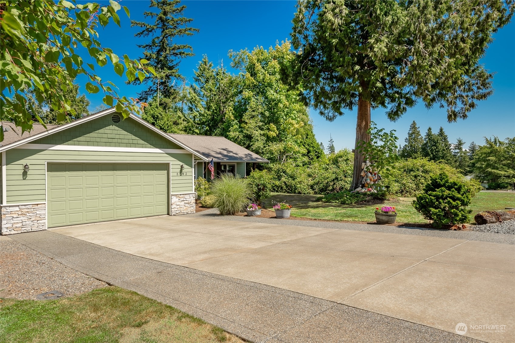 Property Photo:  5782 Skagit Place  WA 98230 